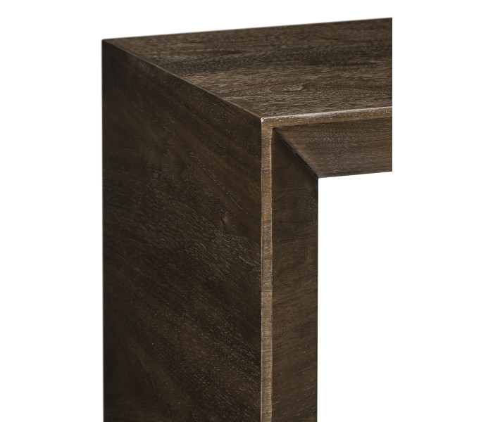 CONSOLE @ LIFT LOBBY