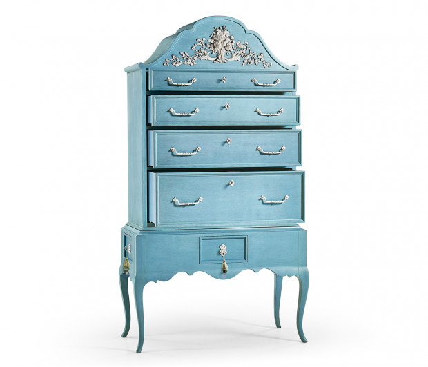 Cirrus Carved Tallboy