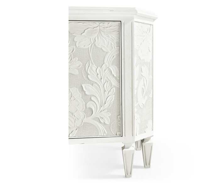 Mammatus Entertainment Console