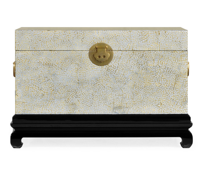 Silver Eggshell Trunk